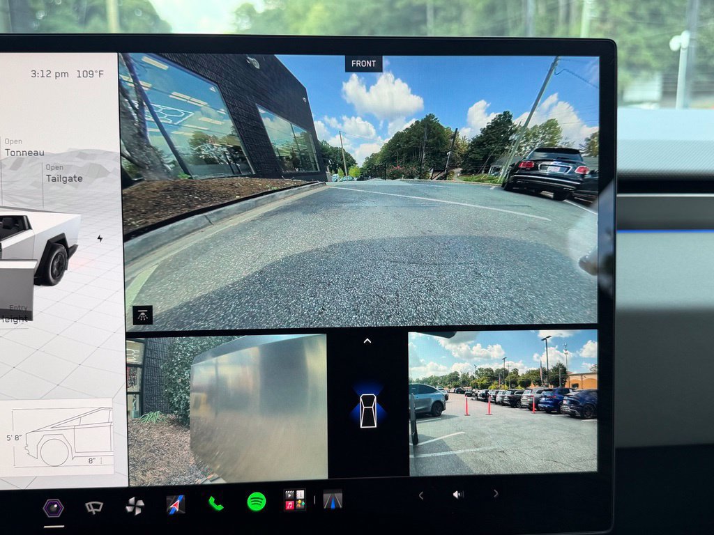Used 2025 Tesla Cybertruck AWD Crew Cab image 50