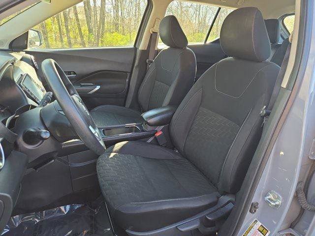Used 2023 Nissan Kicks SV FWD image 12