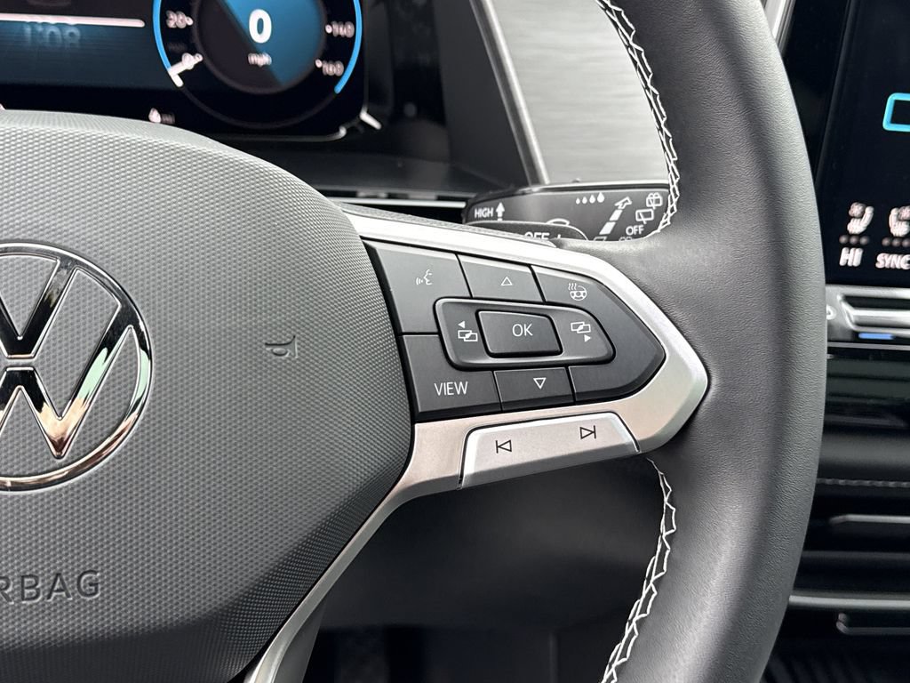 New 2026 Volkswagen Atlas Cross Sport SE FWD image 28