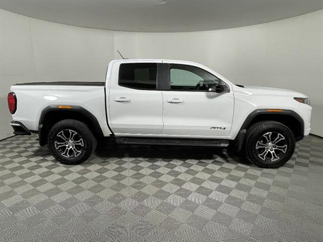 Used 2024 GMC Canyon AT4 w/ Technology Package AWD/4WD image 8