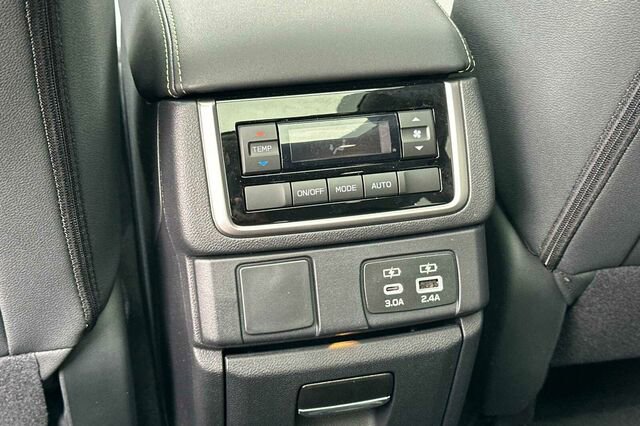 New 2025 Subaru Ascent Onyx Edition image 15