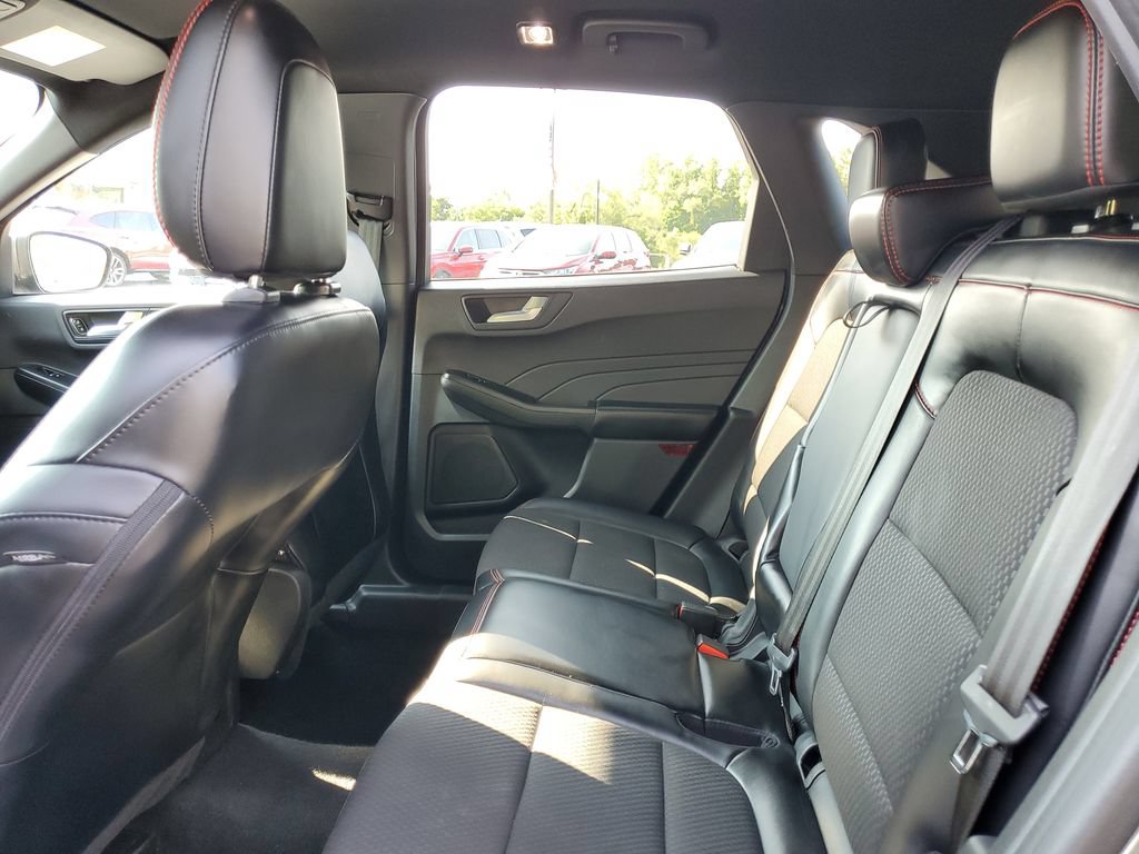 Used 2024 Ford Escape ST-Line FWD image 25
