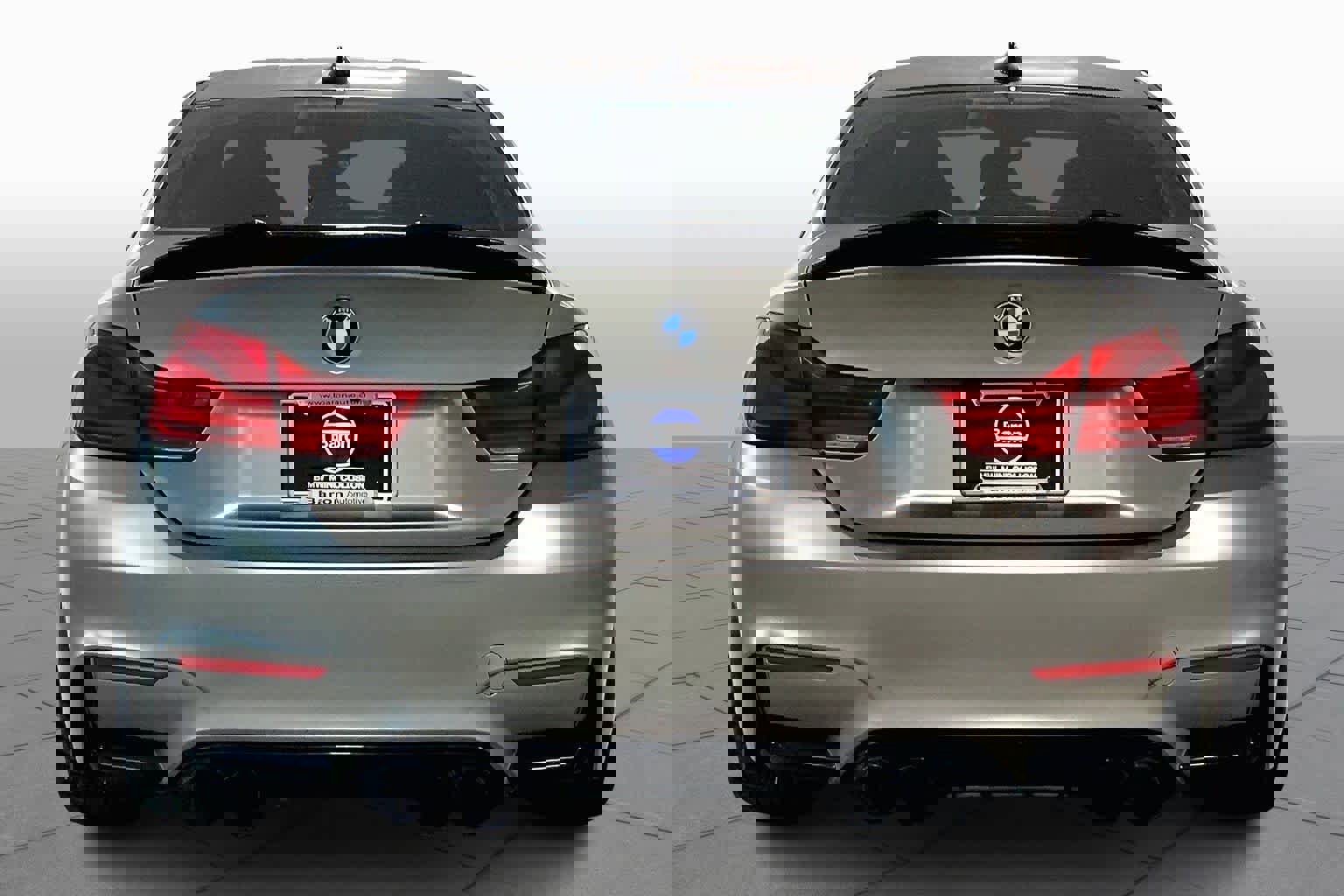 Used 2018 BMW M4 Coupe w/ Competition Package image 4