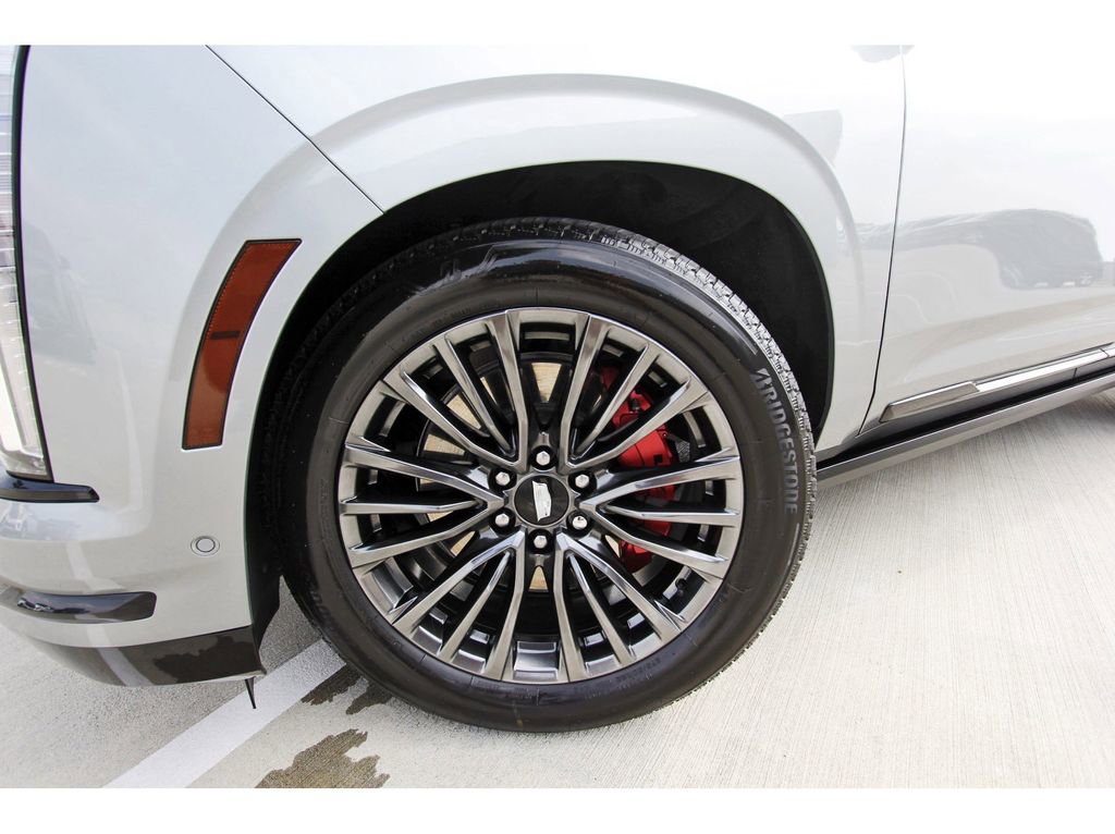 Certified 2025 Cadillac Escalade Sport Platinum w/ LPO, Floor Liner Package image 31