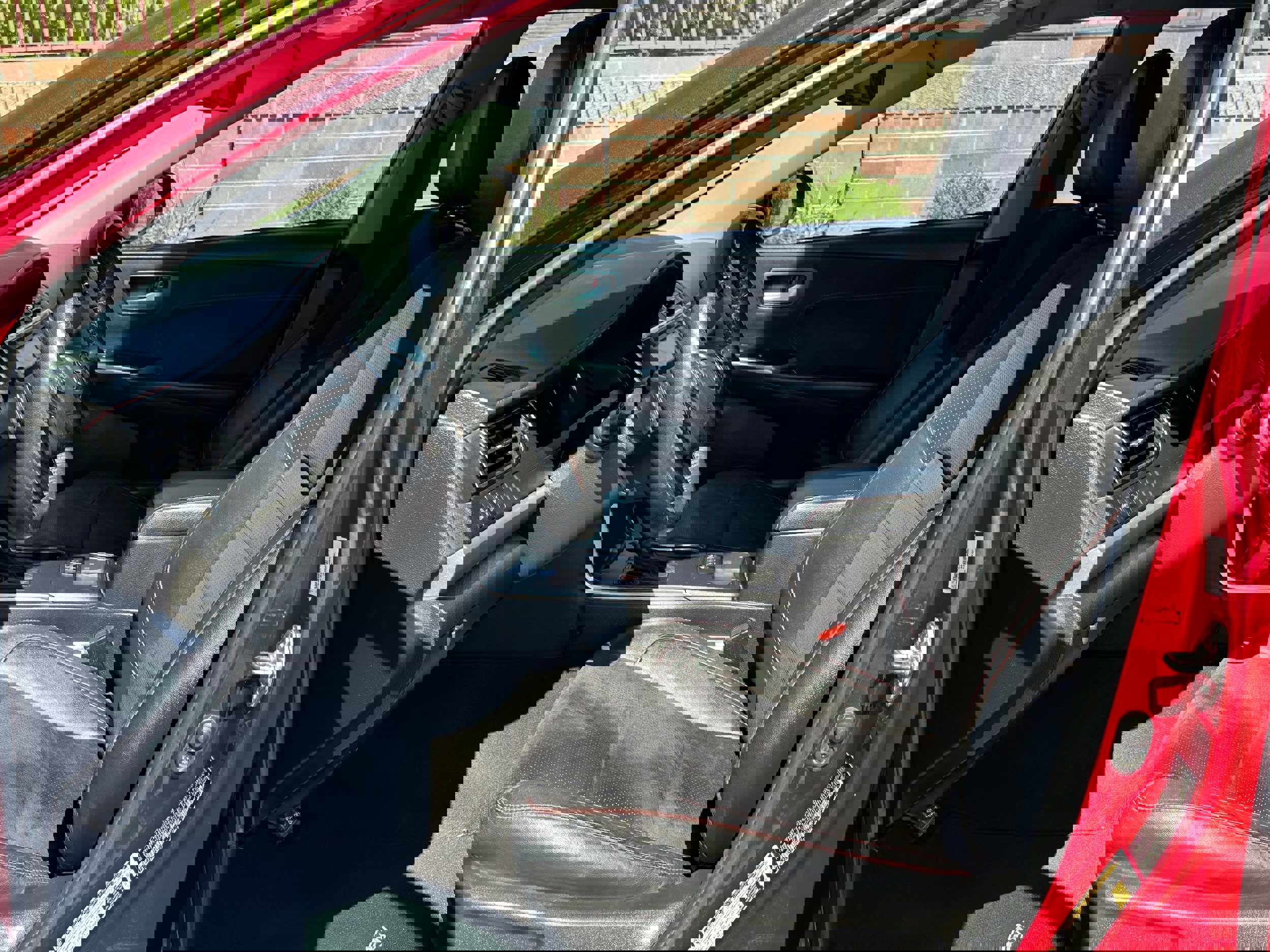 Used 2015 Toyota Camry XSE image 6