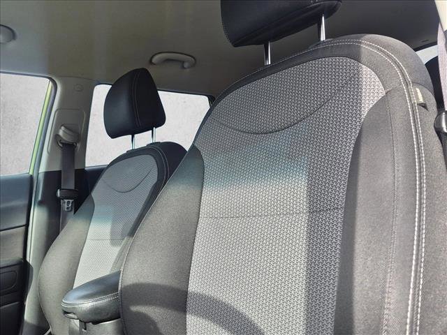 Used 2018 Kia Soul + FWD image 9