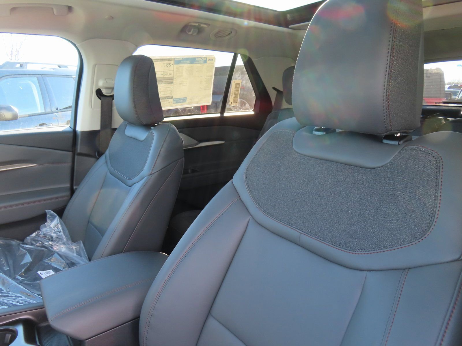 New 2026 Ford Explorer Active w/ Active Comfort Package image 14