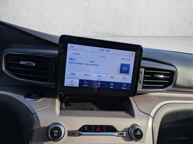 Used 2023 Ford Explorer XLT w/ Equipment Group 202A image 12