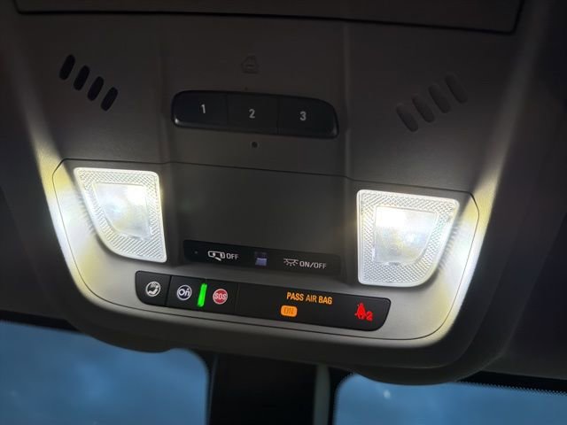 Used 2018 Chevrolet Equinox LT image 33