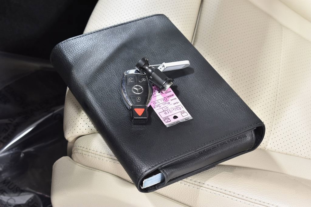 Used 2017 Mercedes-Benz GLC 300 GLC 300 image 39