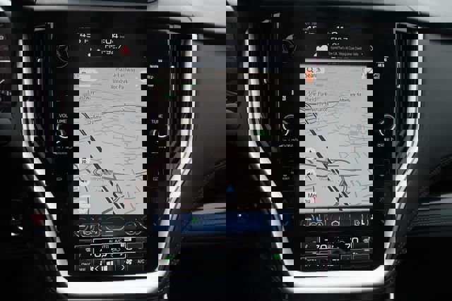 Certified 2025 Subaru Outback Limited w/ Popular Package #2 image 24