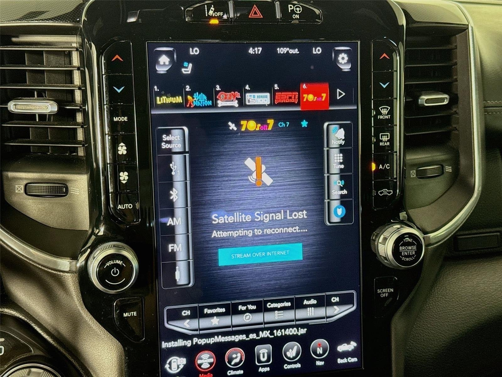 Used 2021 RAM 1500 Laramie AWD/4WD image 15