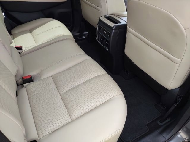 Used 2024 Nissan Murano SL image 23