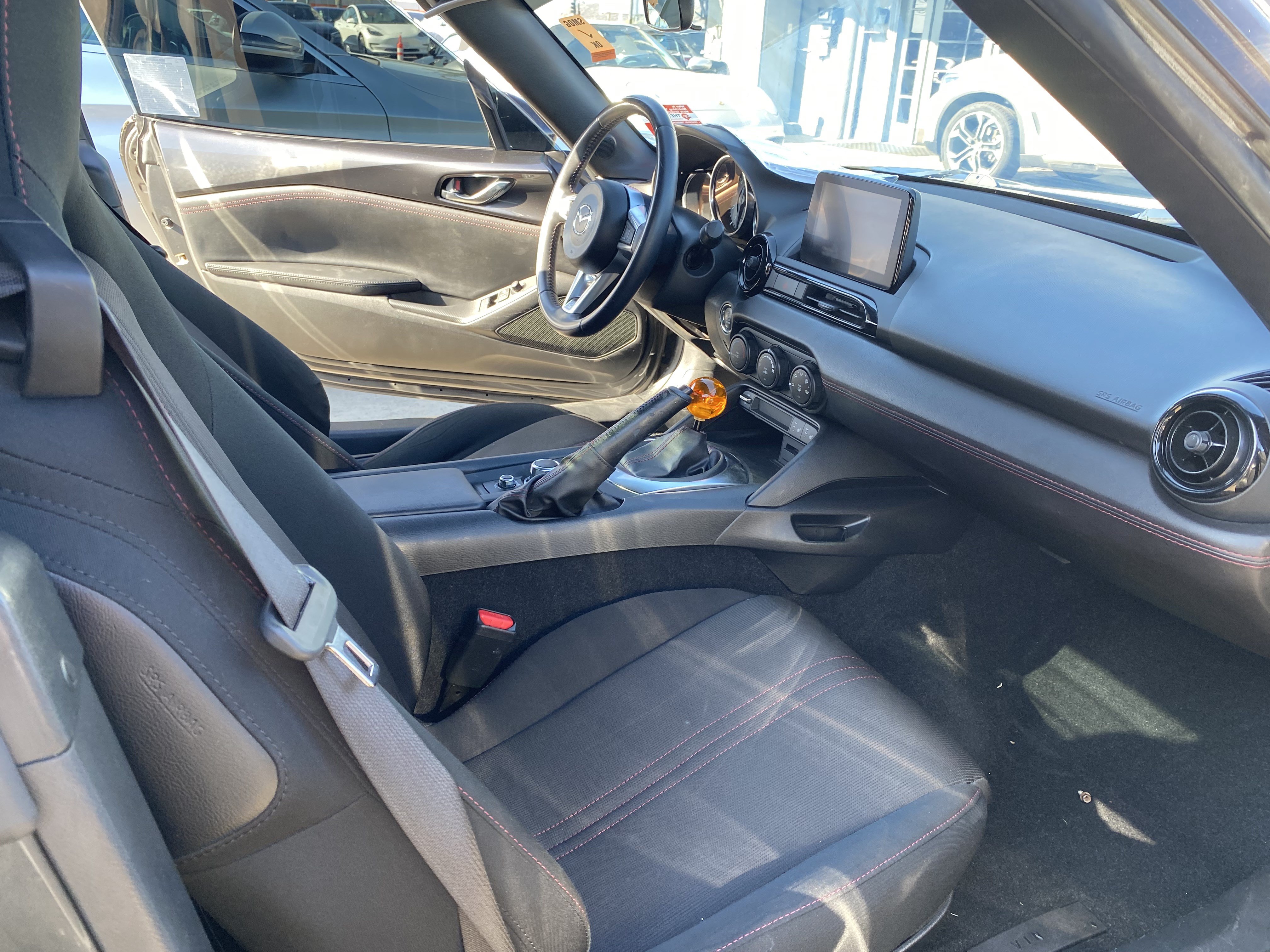 Used 2018 MAZDA MX-5 Miata RF Club RWD image 12