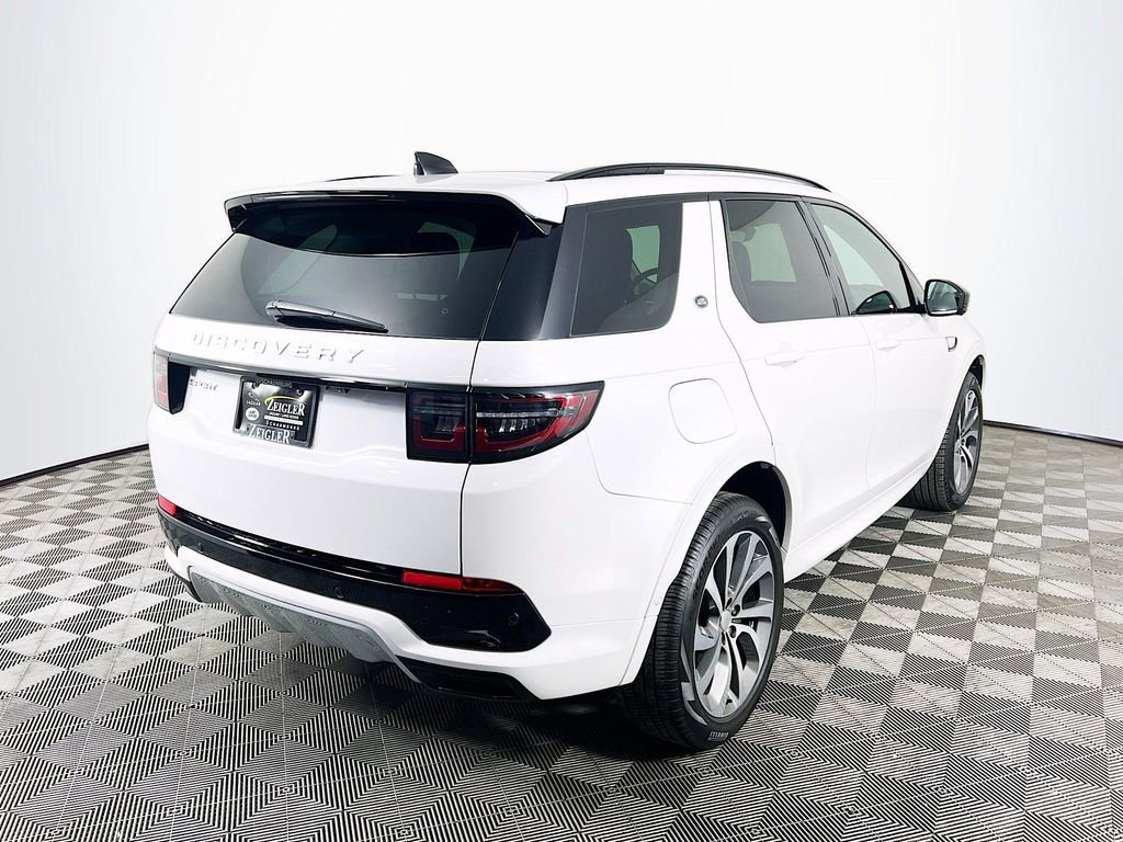 Used 2024 Land Rover Discovery Sport S image 5