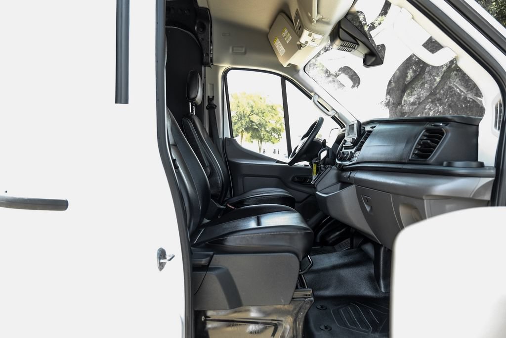 Used 2023 Ford Transit 250 Medium Roof AWD w/ Load Area Protection Package image 32