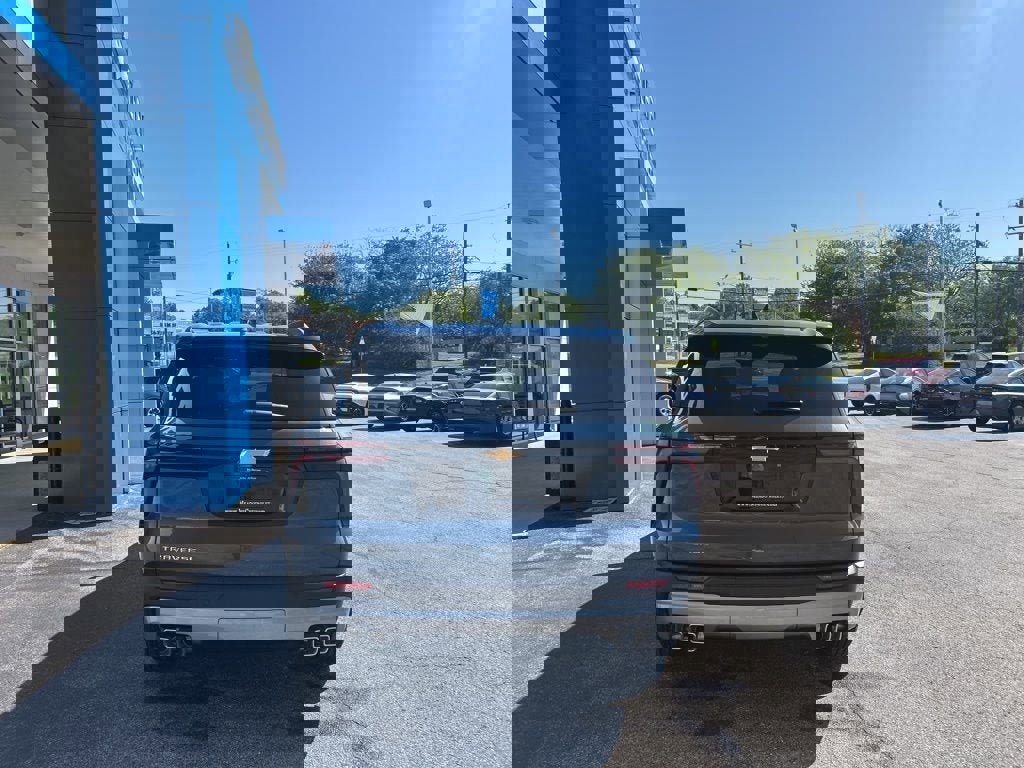 New 2026 Chevrolet Traverse LT FWD image 4