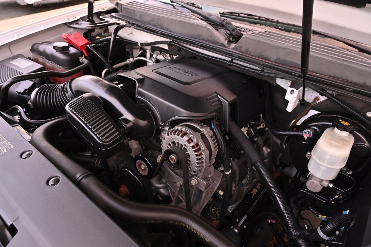 Used 2010 Chevrolet Tahoe LT w/ Luxury Package image 26