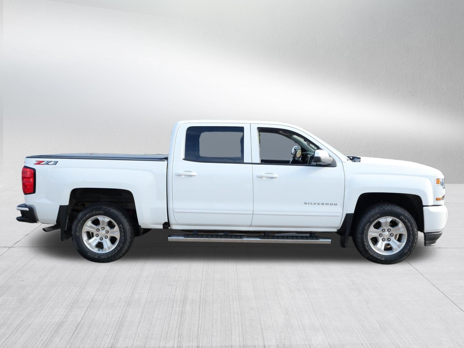 Used 2018 Chevrolet Silverado 1500 LT w/ All Star Edition AWD/4WD image 8