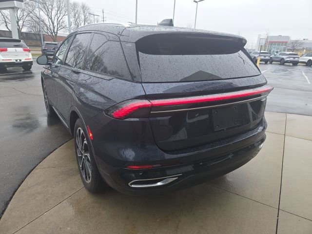 Certified 2024 Lincoln Nautilus Reserve w/ Equipment Group 202A image 16