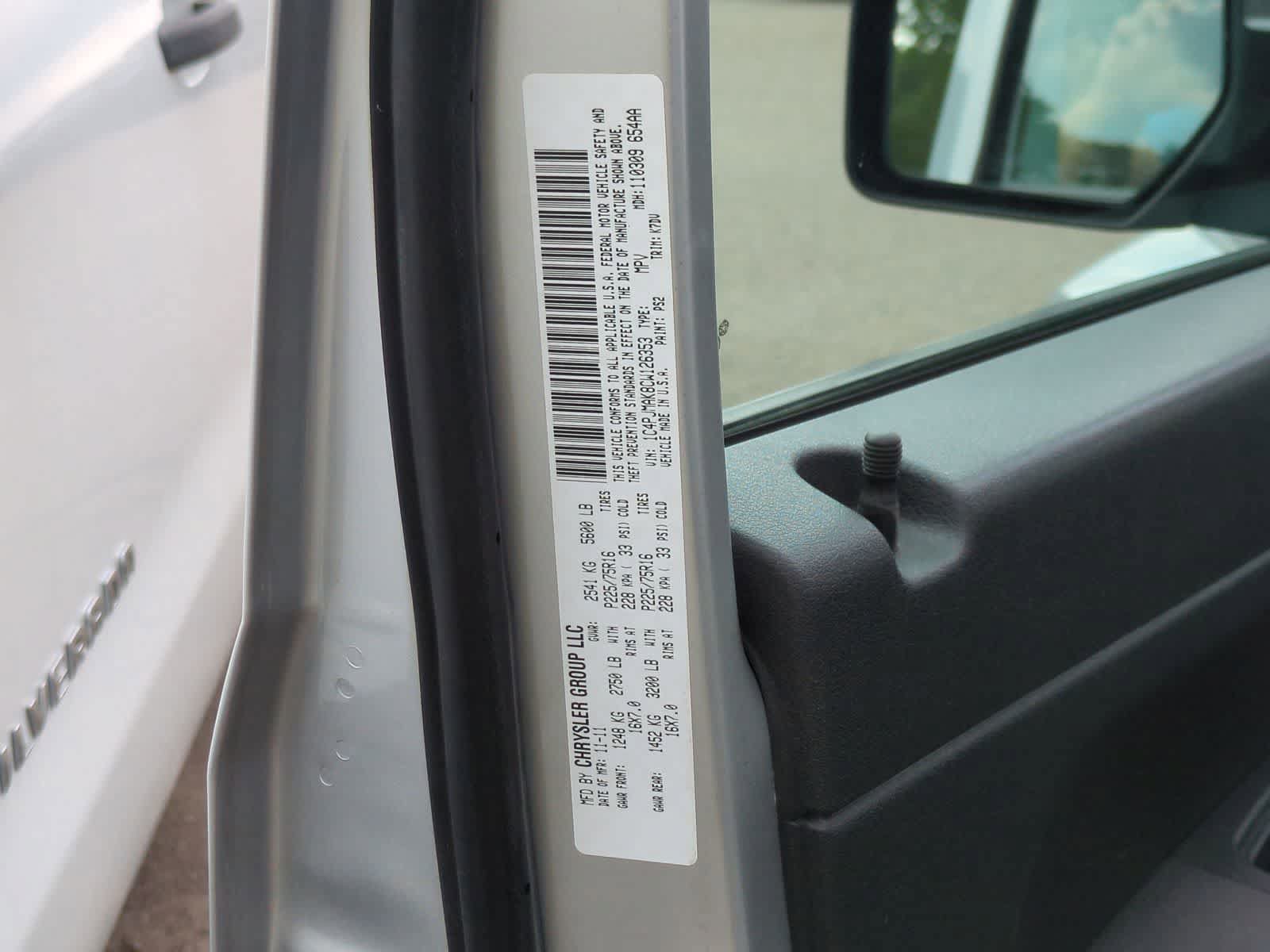 Used 2012 Jeep Liberty Sport AWD/4WD image 35