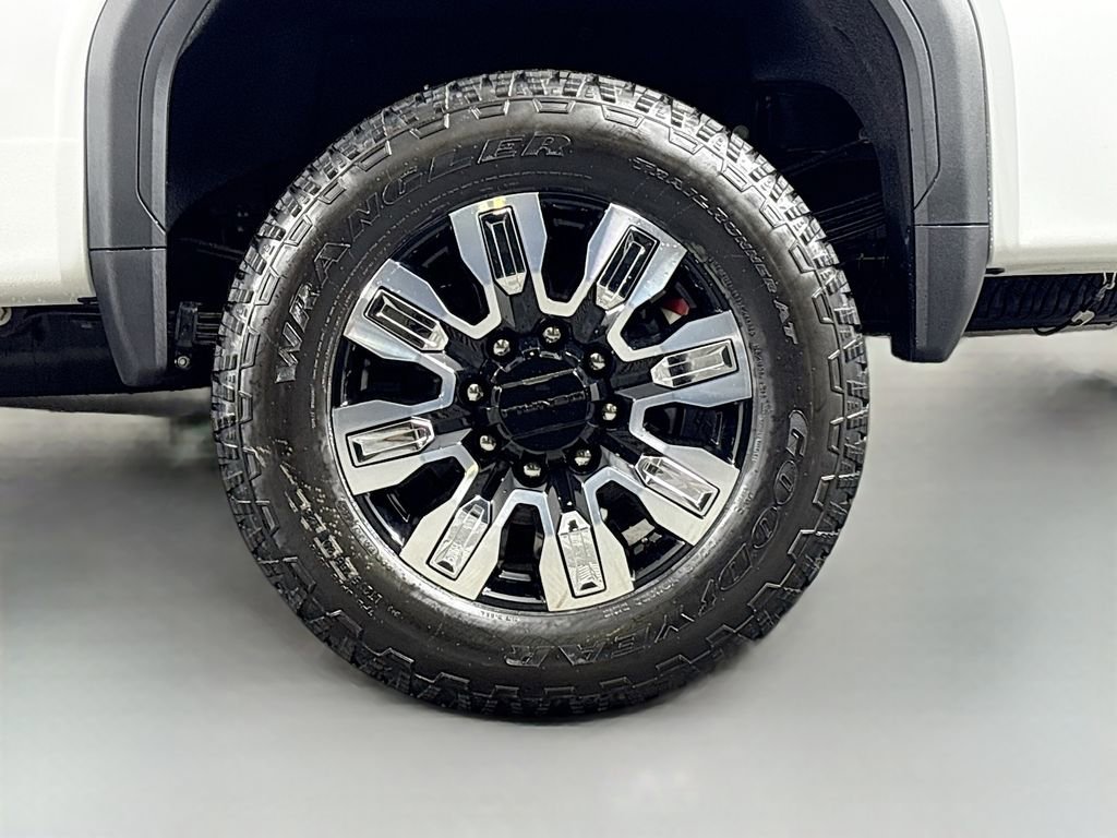 New 2026 GMC Sierra 3500 Denali w/ Denali Reserve Package image 32