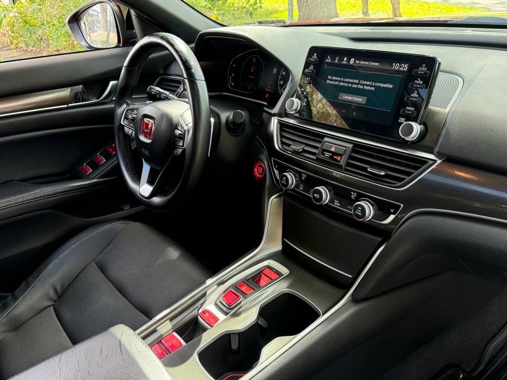 Used 2018 Honda Accord Sport image 33