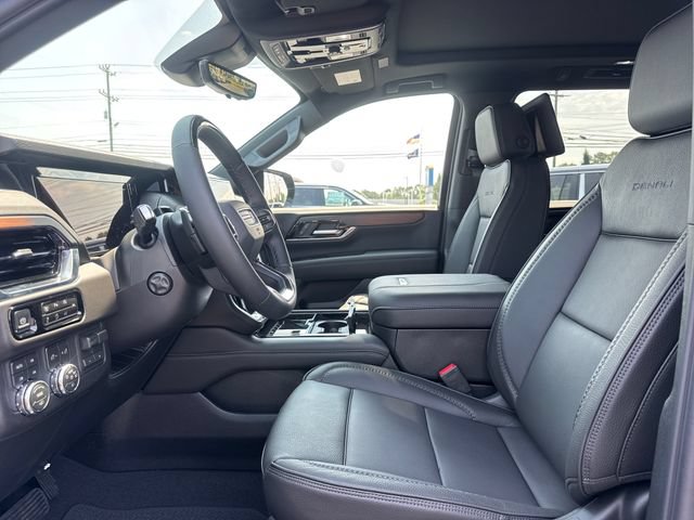 New 2026 GMC Yukon XL Denali w/ Denali Reserve Package AWD/4WD image 14