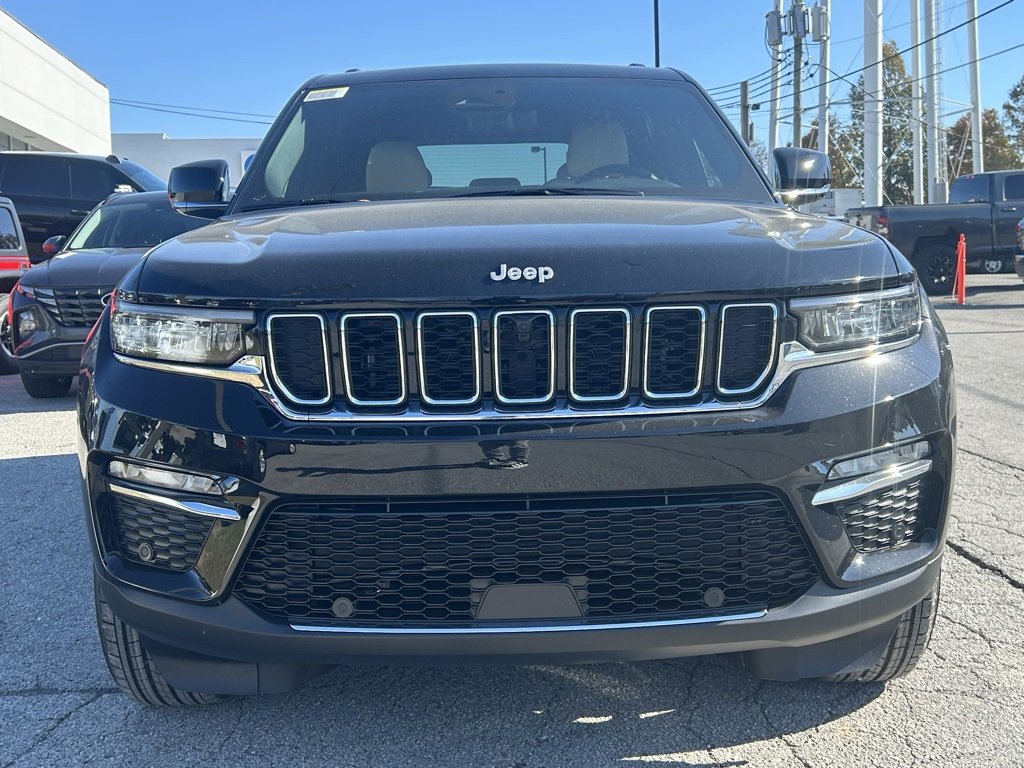 New 2025 Jeep Grand Cherokee Limited w/ Luxury Tech Group II image 3