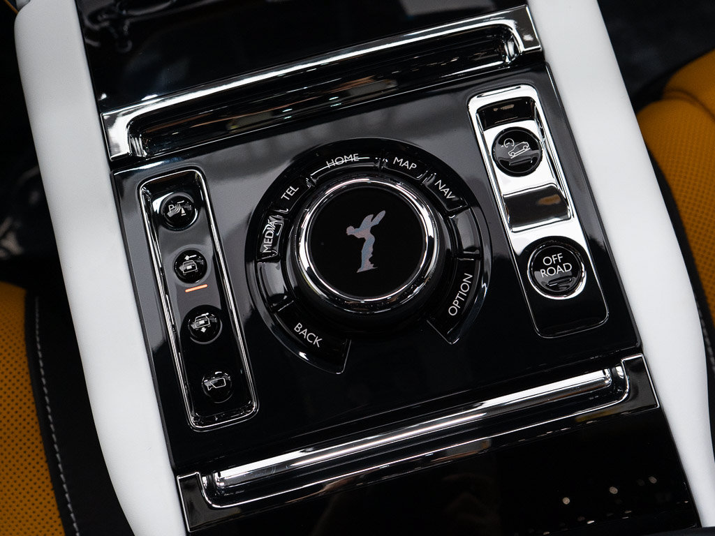 Certified 2026 Rolls-Royce Cullinan w/ Interior Detailing Package AWD/4WD image 42
