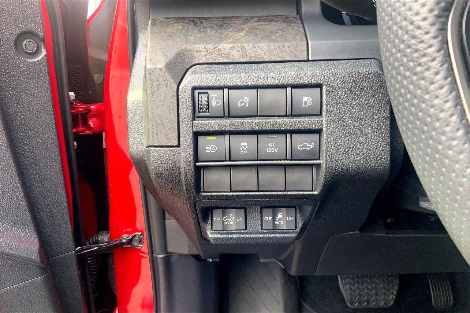 Used 2025 Toyota Tacoma Limited AWD/4WD image 34