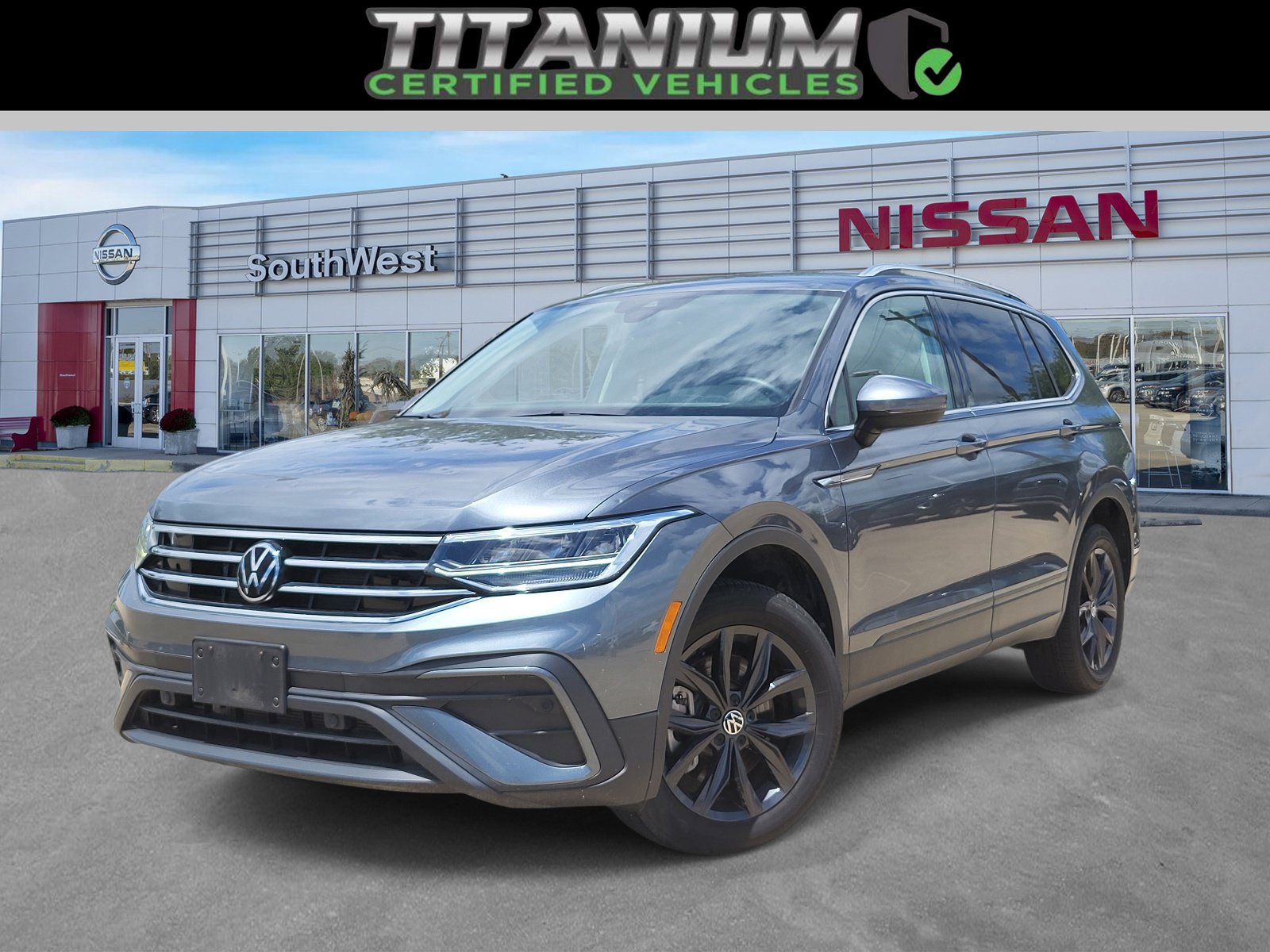 Used 2024 Volkswagen Tiguan SE