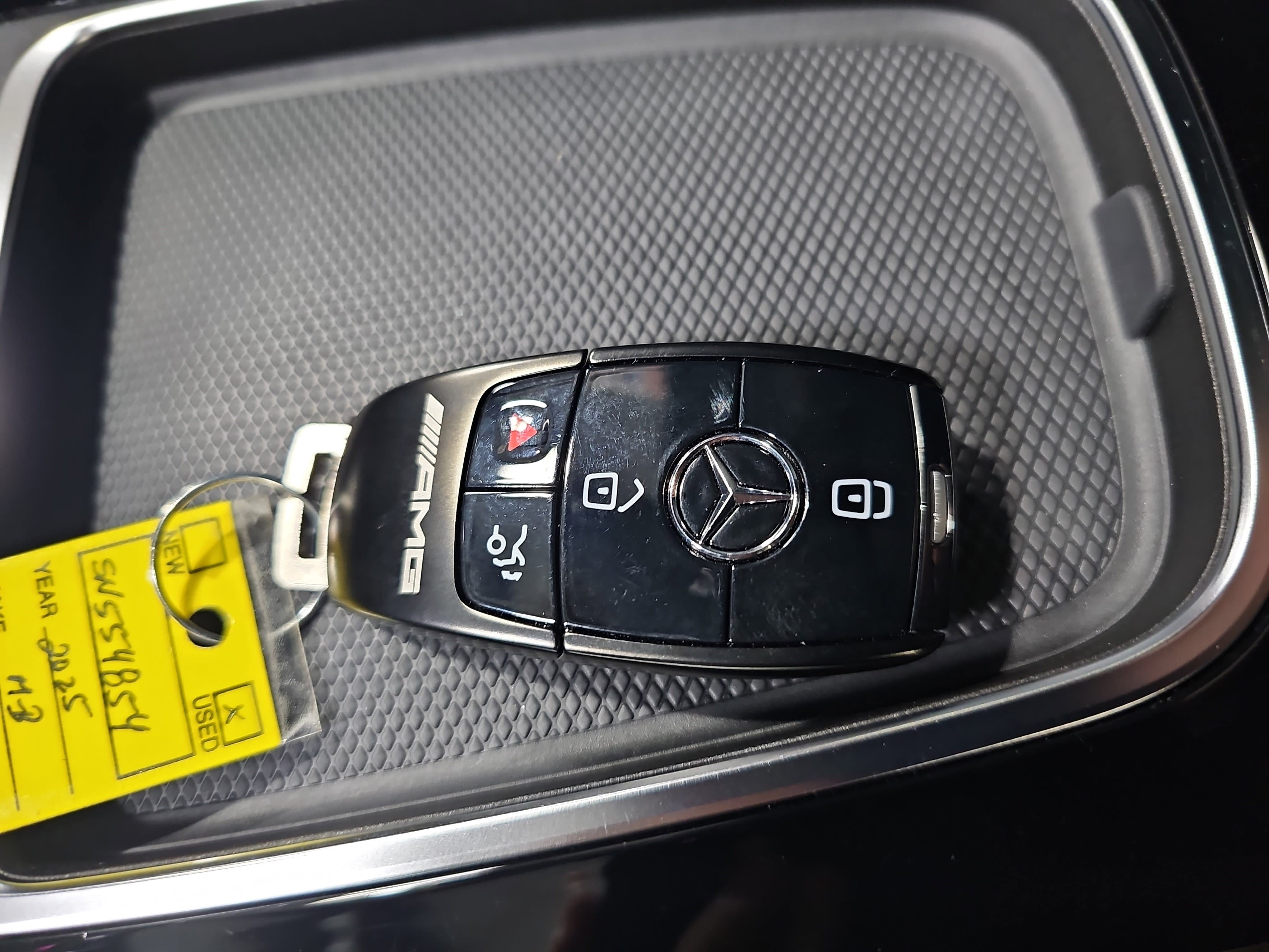 Used 2025 Mercedes-Benz CLA 35 AMG 4MATIC image 39