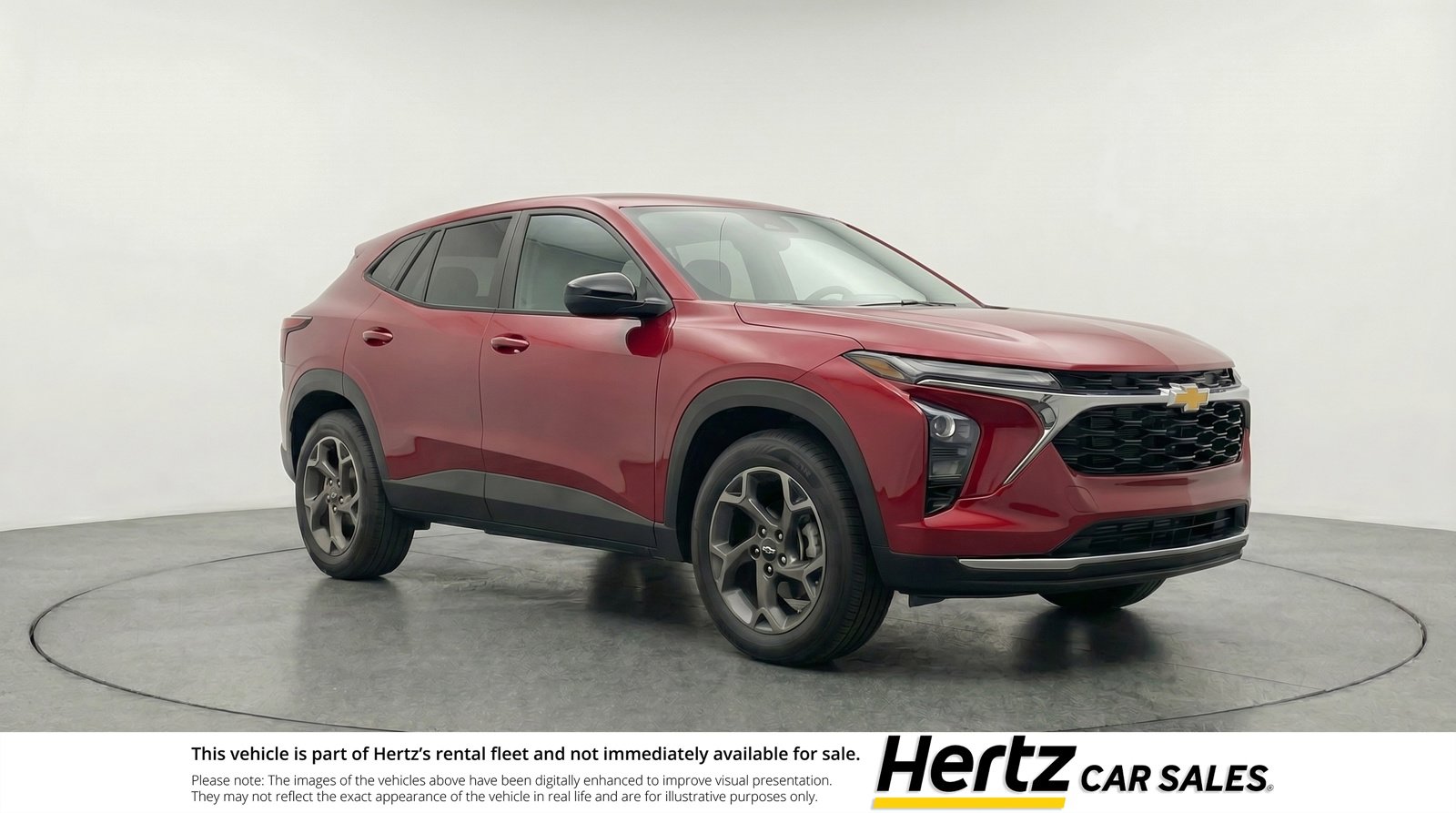 Used 2025 Chevrolet Trax LT FWD image 1