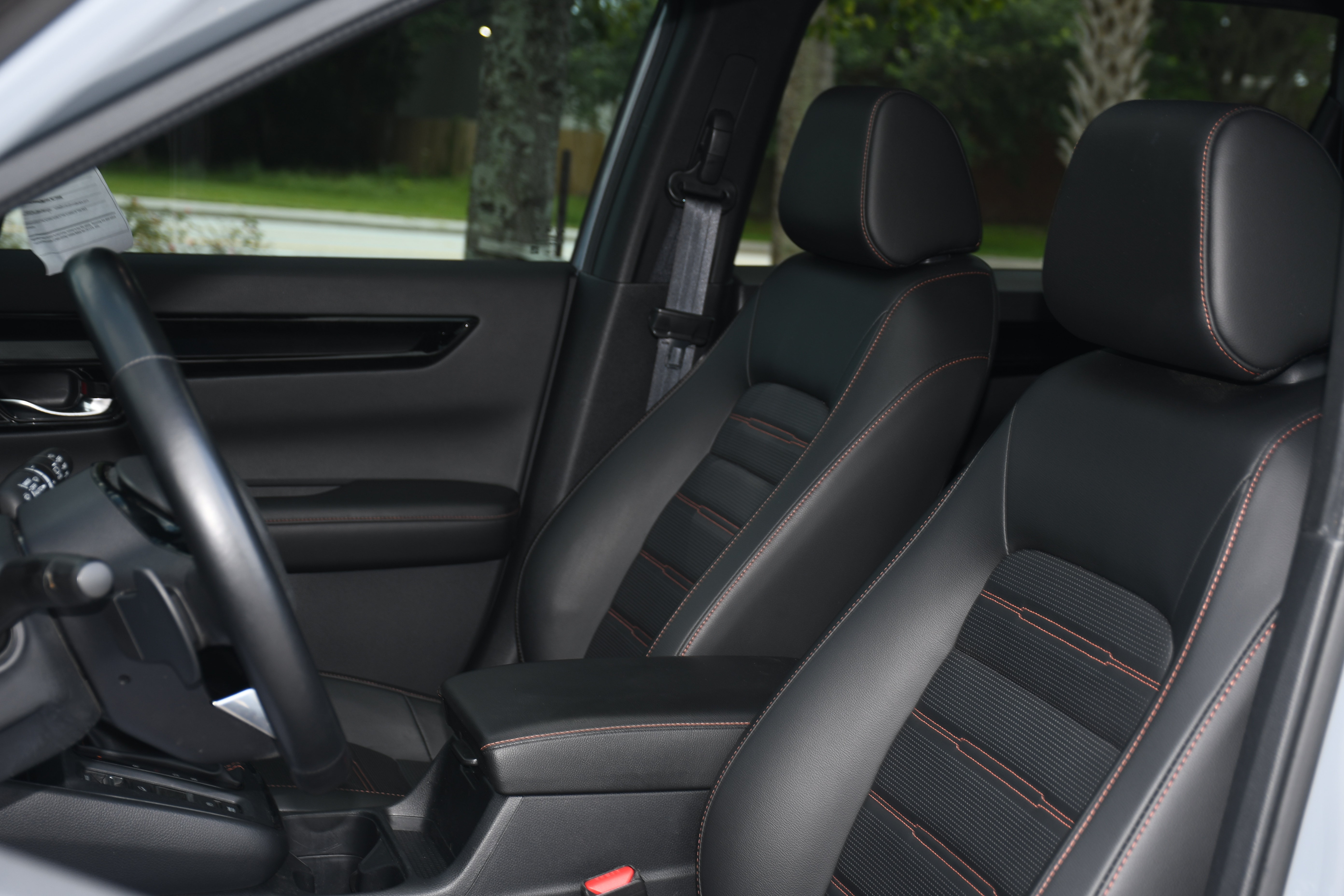 Used 2025 Honda CR-V Sport Touring image 22