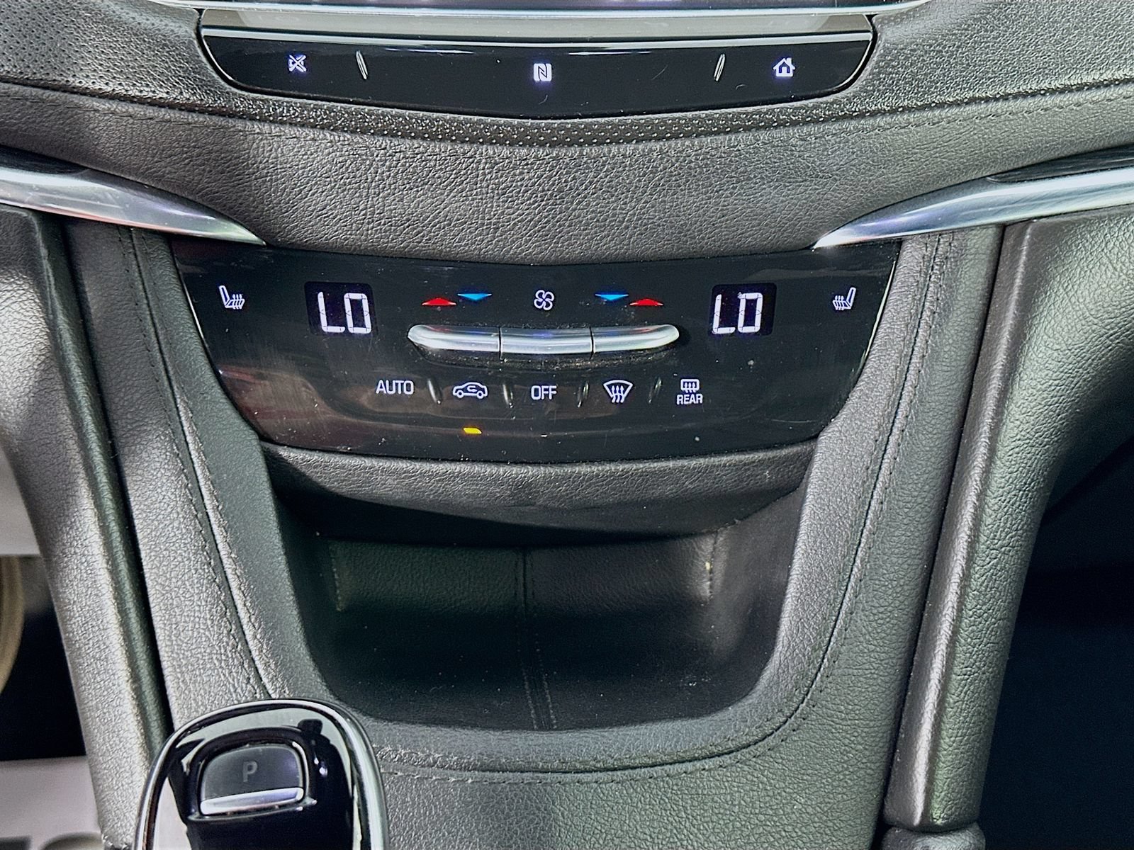 Used 2020 Cadillac XT5 Premium Luxury FWD image 15
