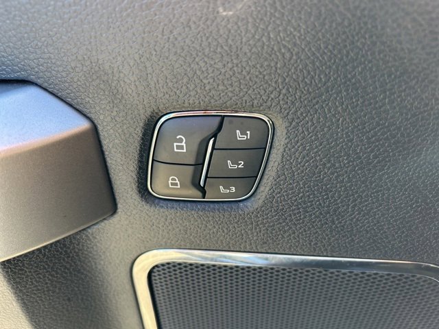 Used 2022 Ford F350 Lariat w/ Lariat Ultimate Package image 27