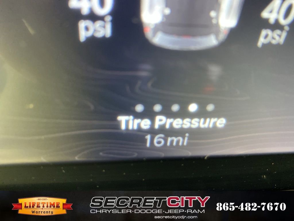 New 2026 Jeep Grand Cherokee Altitude image 19