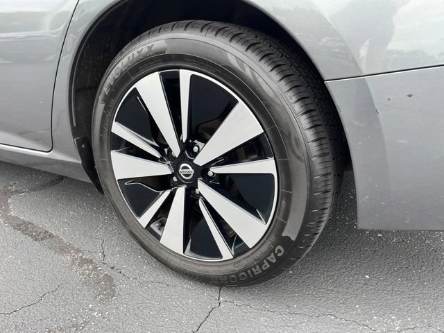 Used 2022 Nissan Altima 2.5 SV FWD image 13