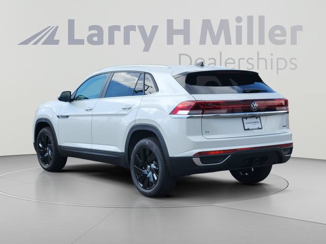 New 2026 Volkswagen Atlas Cross Sport SE AWD/4WD image 3