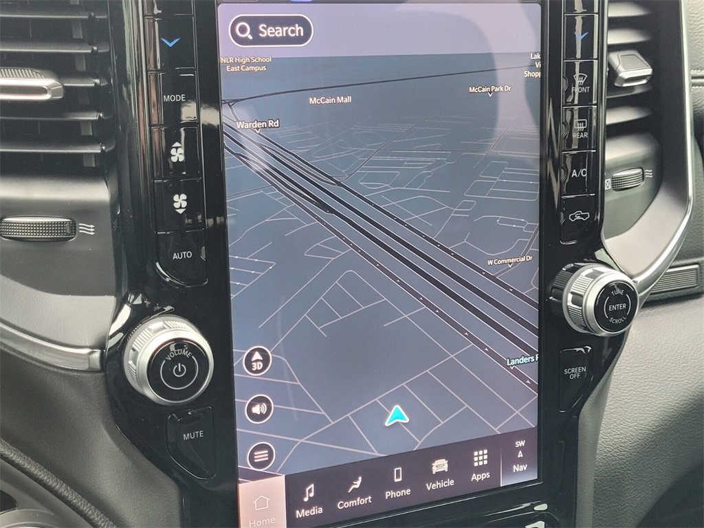 Used 2025 RAM 1500 Laramie w/ Laramie Southwest Edition image 19