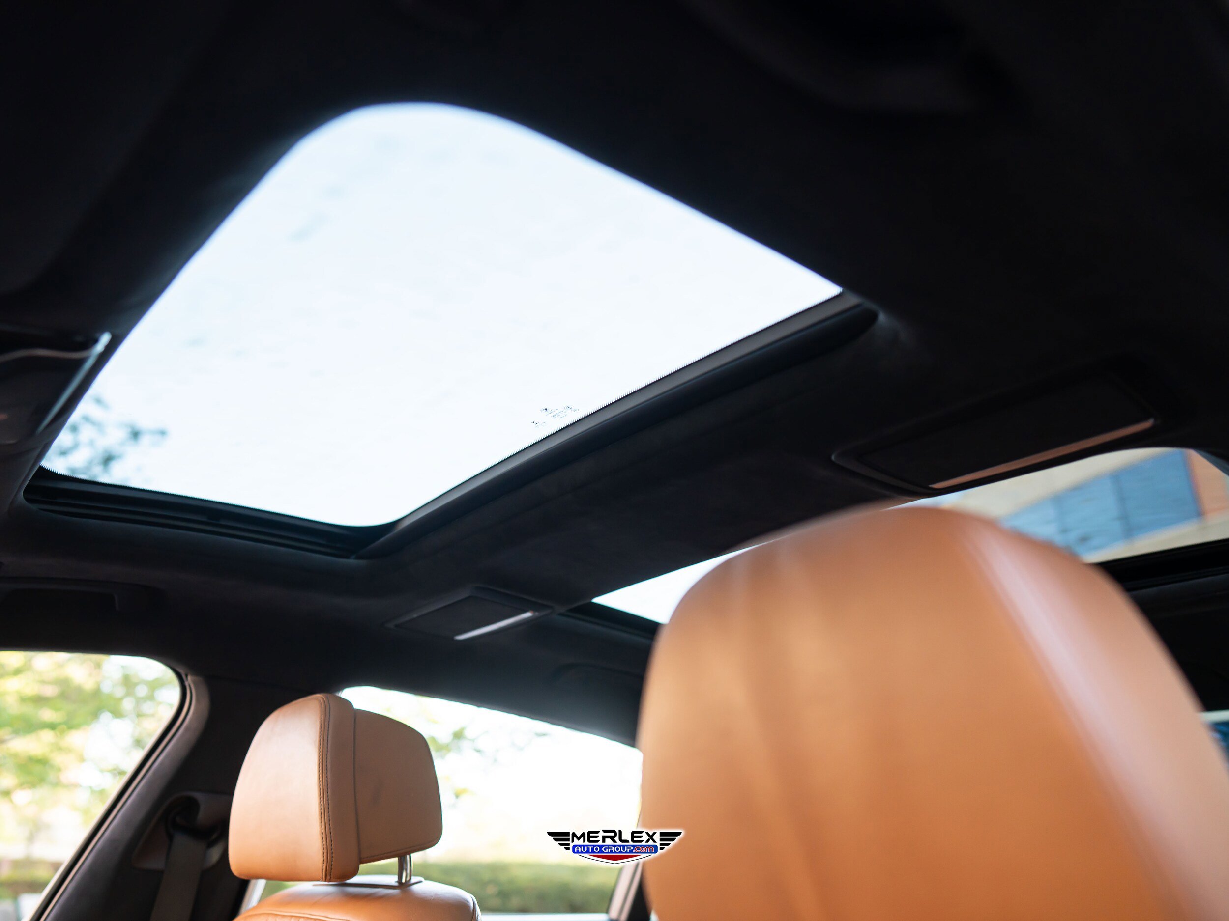Used 2018 BMW 750i RWD image 41