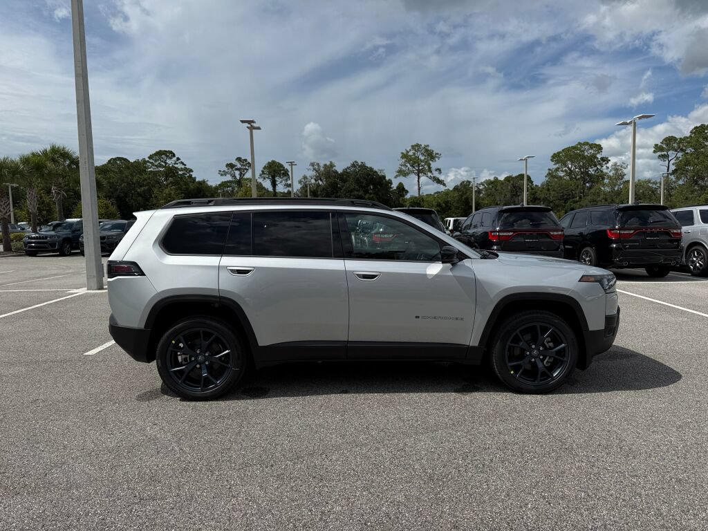 New 2026 Jeep Cherokee Limited AWD/4WD image 2