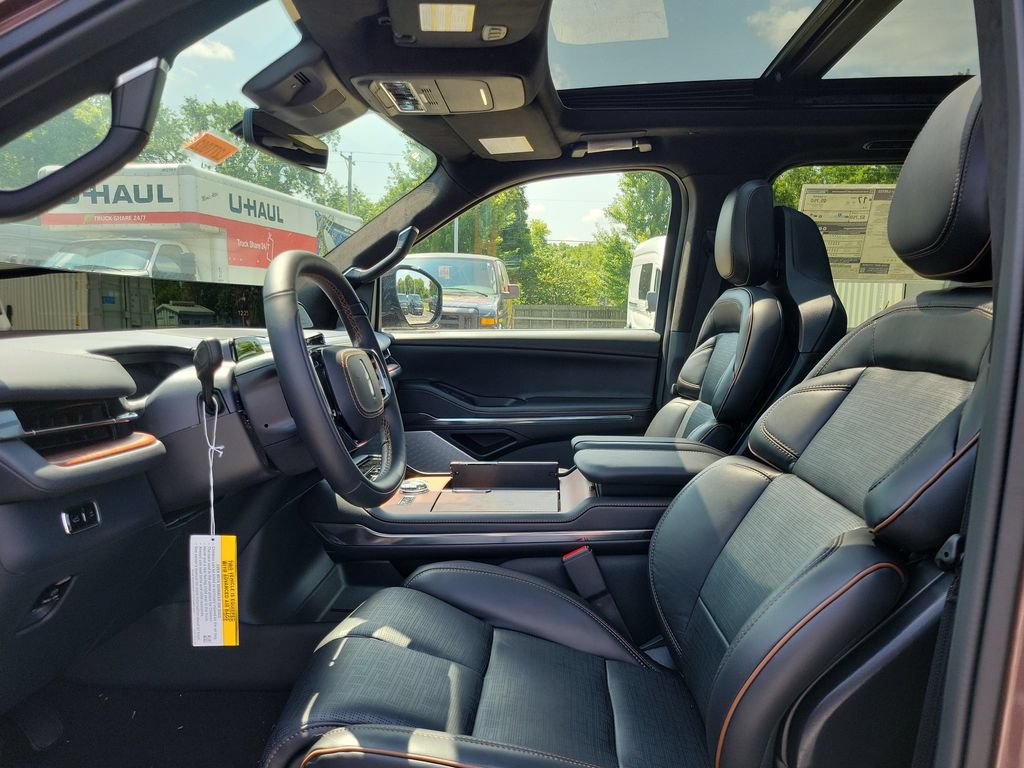 New 2027 Lincoln Navigator Black Label AWD/4WD image 18