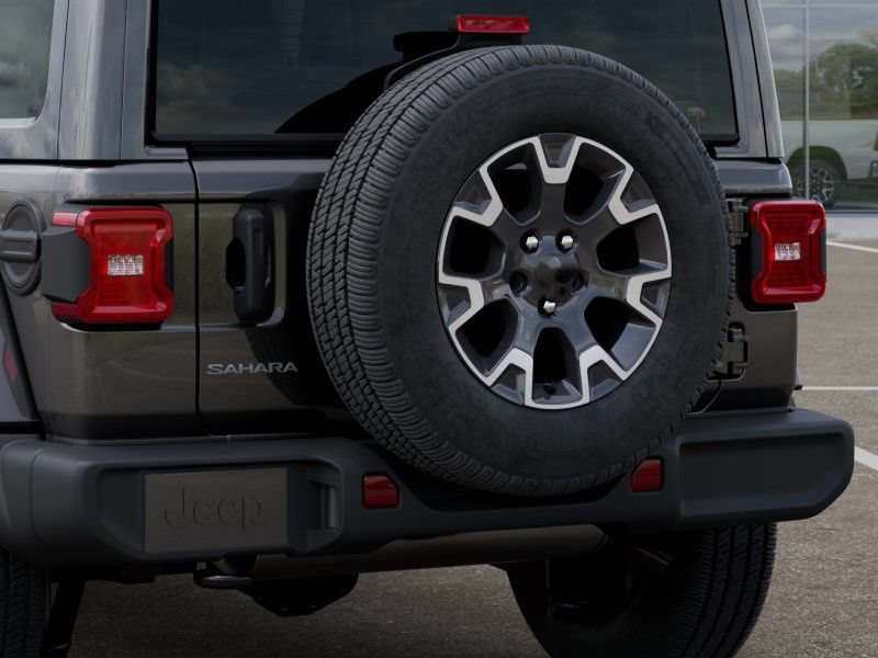 New 2026 Jeep Wrangler Unlimited Sahara w/ Technology Group AWD/4WD image 13