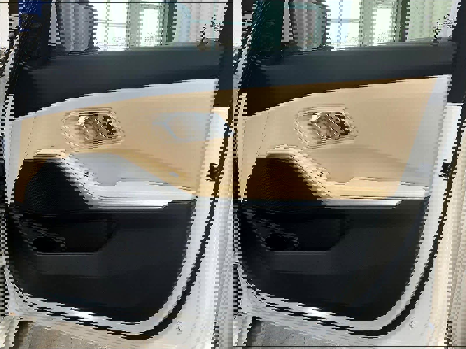 Used 2019 BMW 330i xDrive Sedan w/ Premium Package image 12