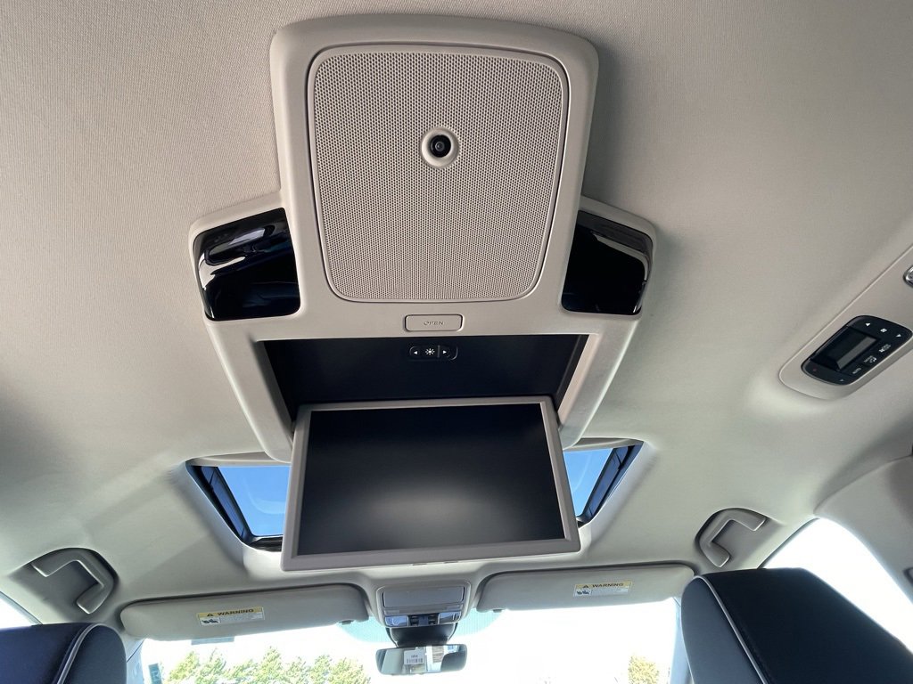 New 2026 Honda Odyssey Touring image 28