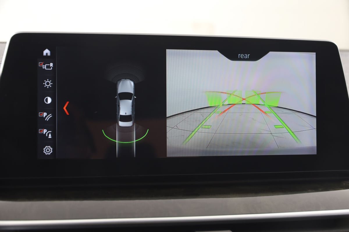 Used 2018 BMW M550i xDrive AWD/4WD image 10