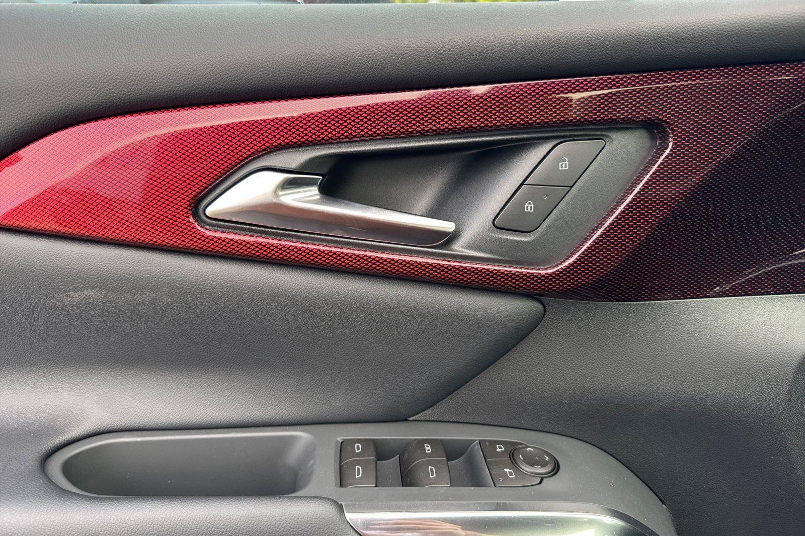 New 2026 Chevrolet Traverse Z71 w/ Enhanced Driving Package AWD/4WD image 13