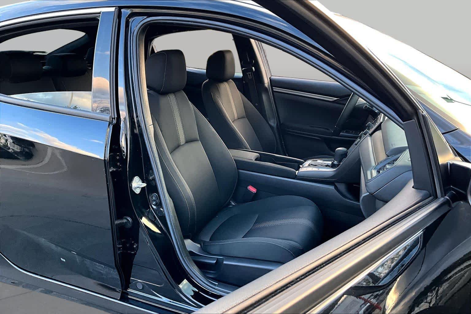 Used 2019 Honda Civic LX image 9